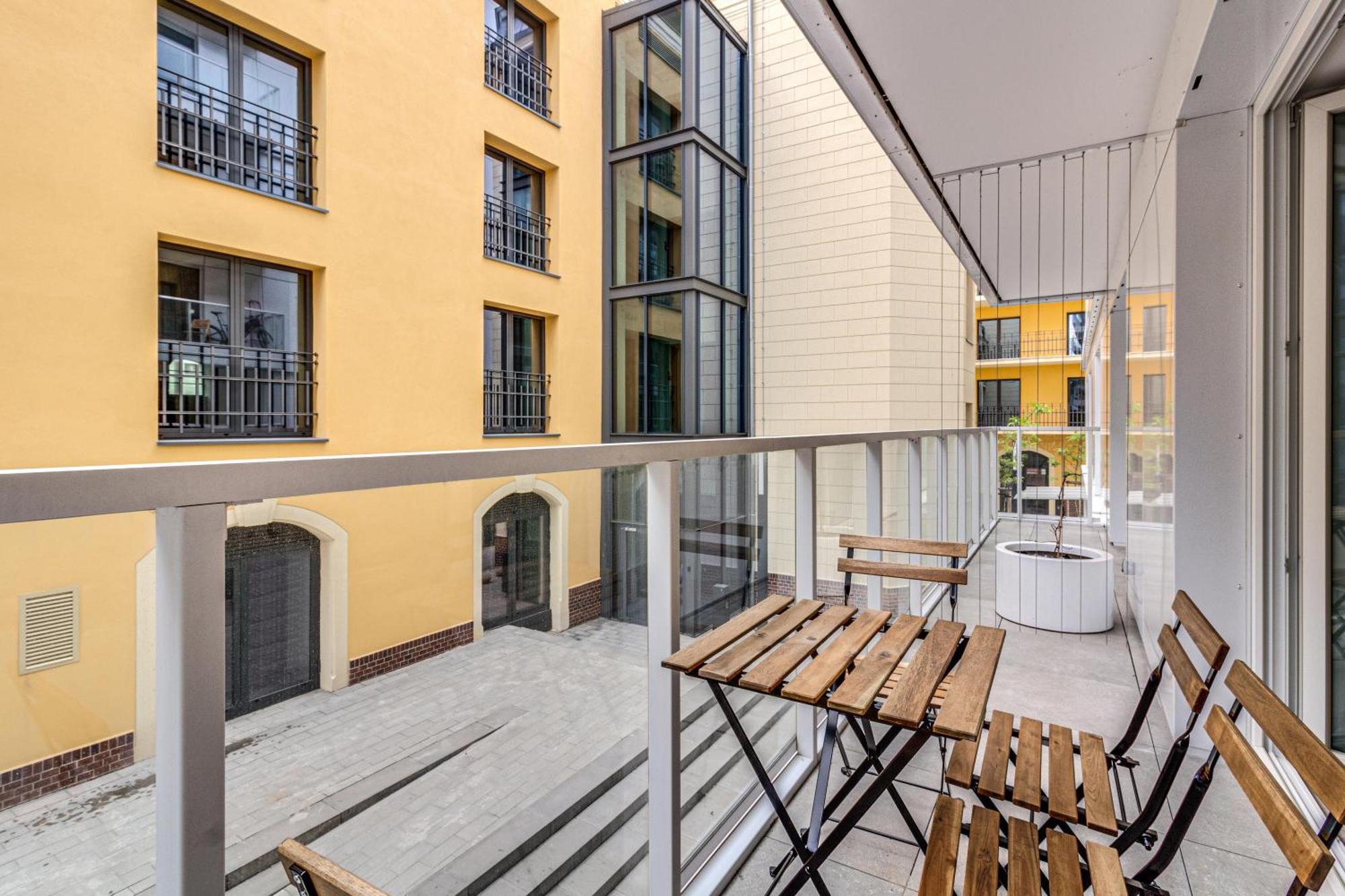 Rentplanet - Apartamenty Ksiecia Witolda Wrocław Exterior foto
