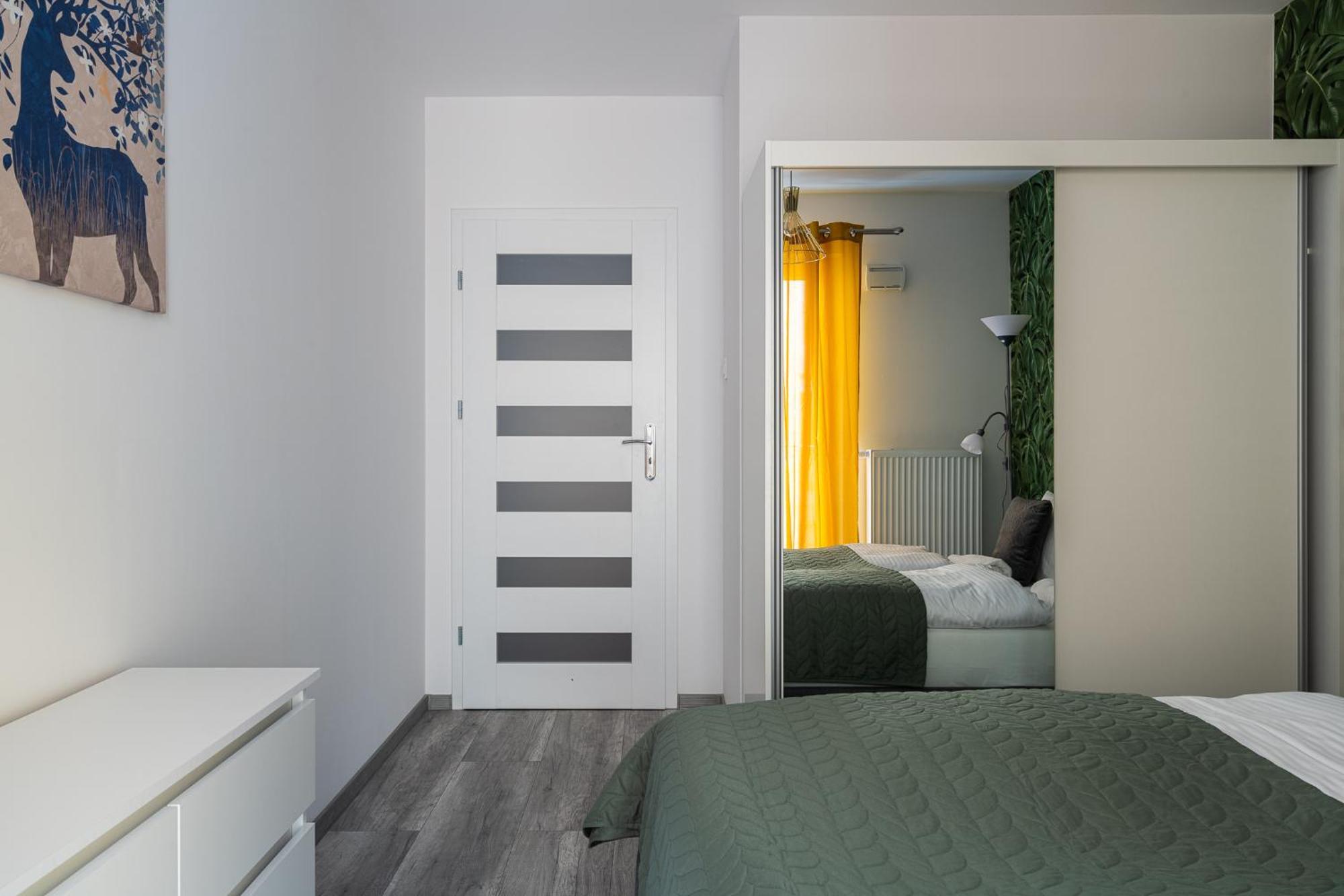 Rentplanet - Apartamenty Ksiecia Witolda Wrocław Exterior foto