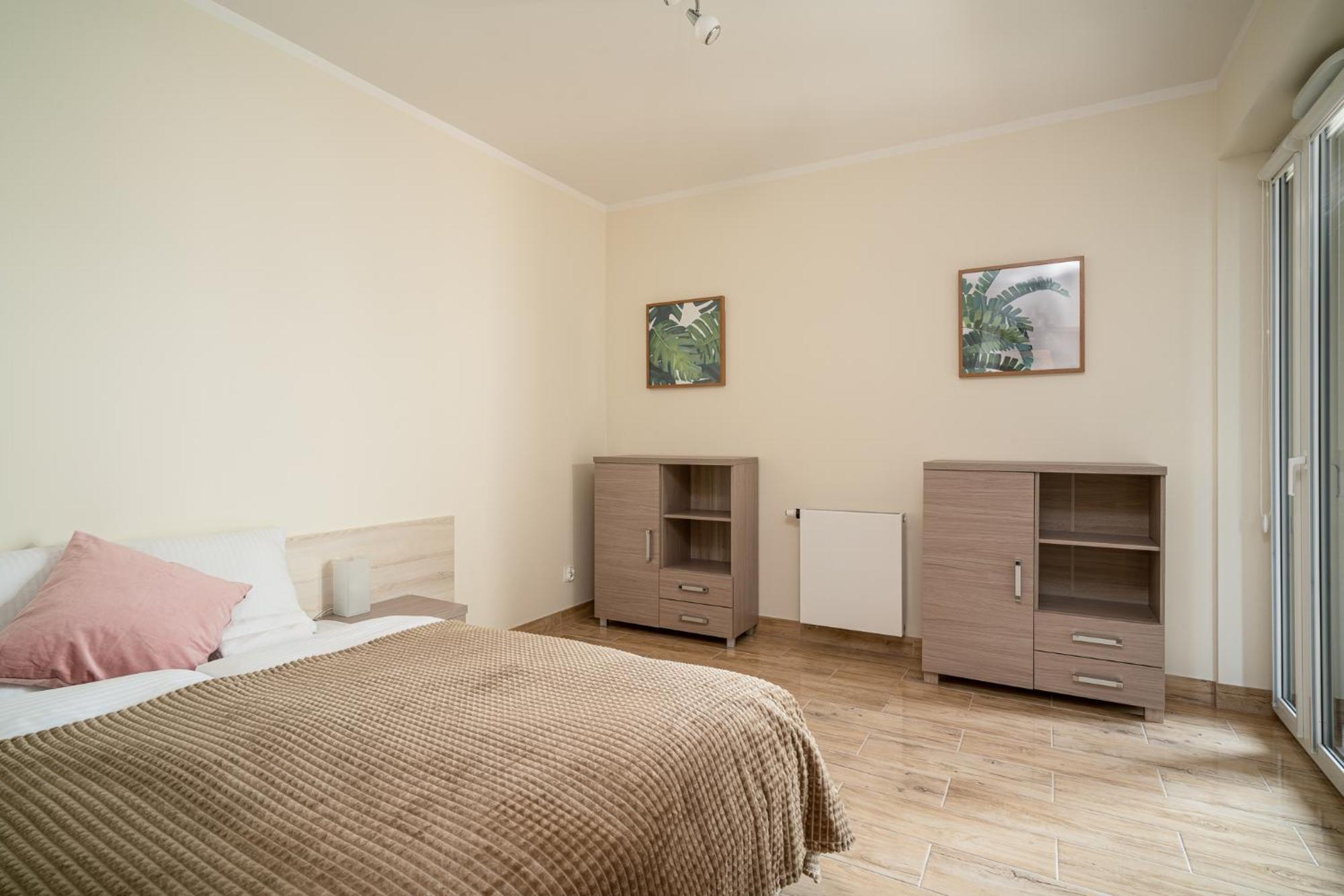 Rentplanet - Apartamenty Ksiecia Witolda Wrocław Exterior foto