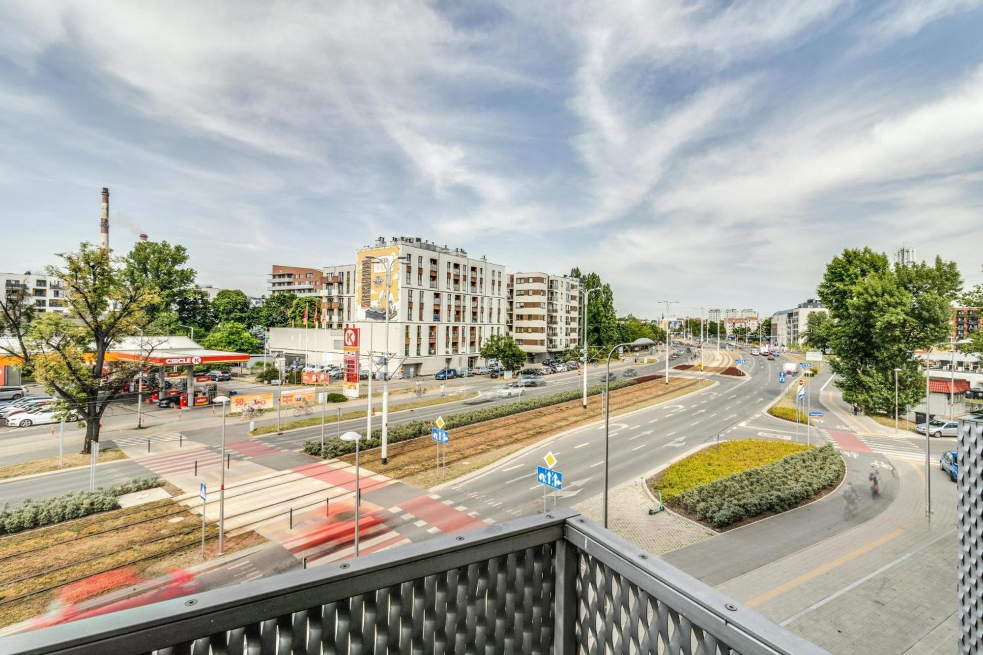 Rentplanet - Apartamenty Ksiecia Witolda Wrocław Exterior foto
